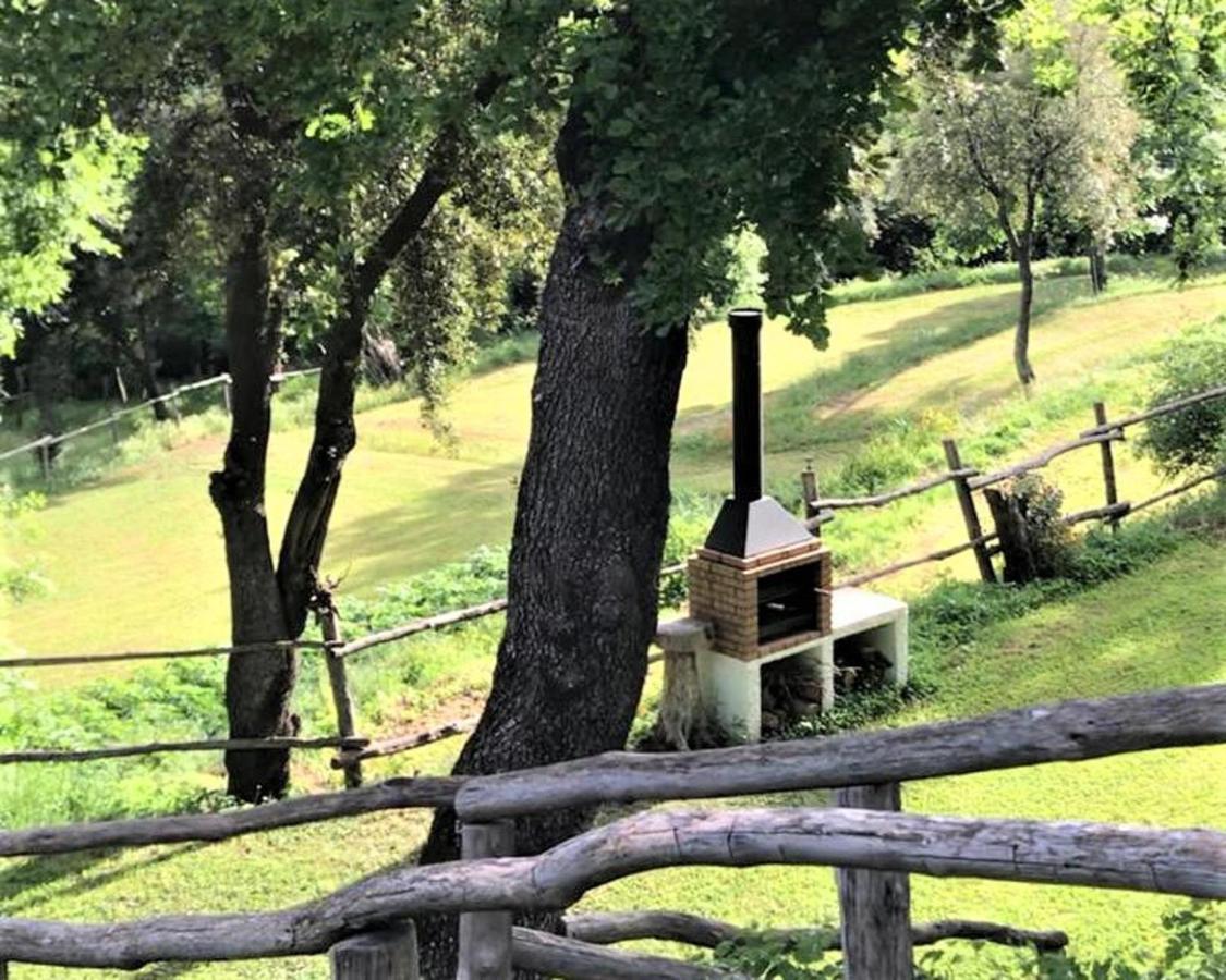 Aurora 2-Bed Cottage - Sleeps 4 - Montseny Park อาร์บูเซียส ภายนอก รูปภาพ