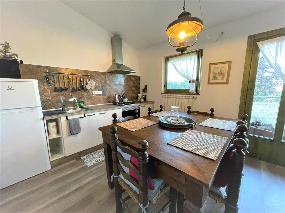 Aurora 2-Bed Cottage - Sleeps 4 - Montseny Park อาร์บูเซียส ภายนอก รูปภาพ